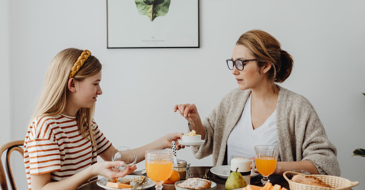 descubre la mejor nutrición para ciclistas: consejos sobre qué comer antes, durante y después de montar en bicicleta para mejorar tu rendimiento y recuperación. ¡optimiza tu energía y rinde al máximo en cada ruta!