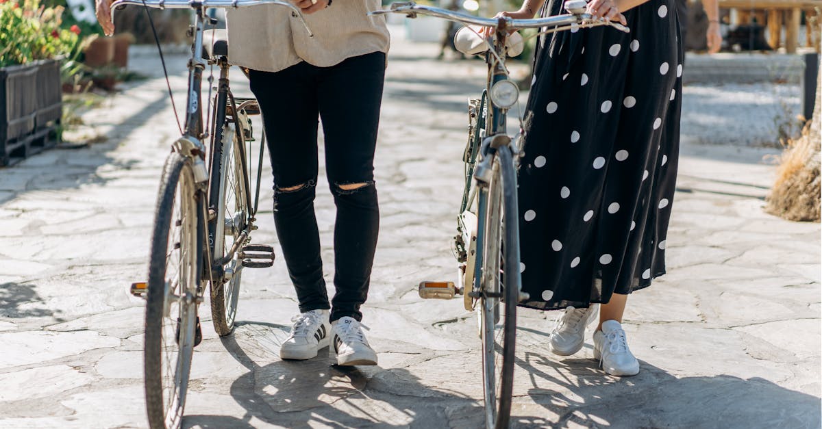 descubre el mundo de los ciclistas urbanos: consejos, rutas, y todo lo que necesitas para disfrutar de la bicicleta en la ciudad. únete a la comunidad de amantes del ciclismo urbano y explora nuevas formas de transportarte de manera sostenible.